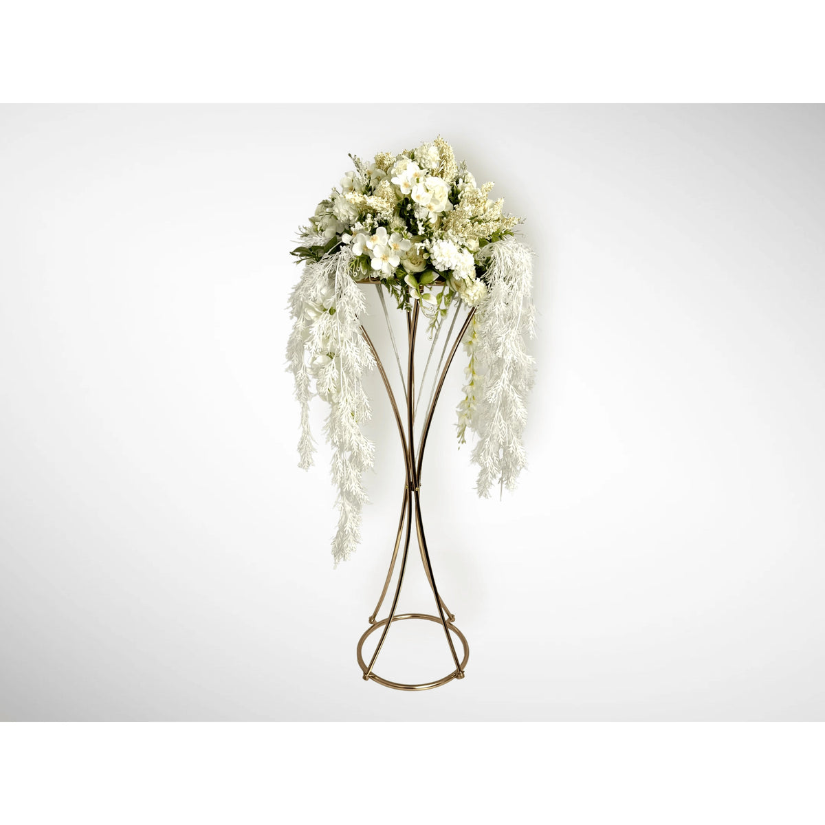 Gold Metal Flower Stand Table Centerpiece with Hanging Beads Gold Metal Flower Stand Table Centerpiece with Hanging Beads